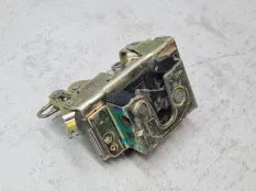Замок двери Daewoo Nexia
