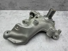 Кулак поворотный Volkswagen Passat