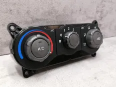 Блок управления отопителем Hyundai Matrix