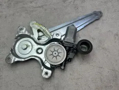 Стеклоподъемник Toyota Camry