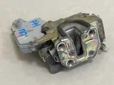 Замок двери Nissan Primera
