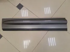 Молдинг двери Land Rover Freelander