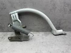 петля крышки багажника Volkswagen Passat