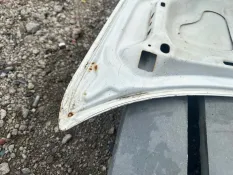 Крышка багажника Ford Escort