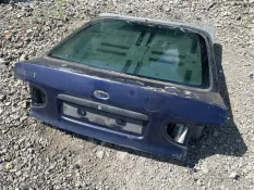 Дверь багажника Ford Escort