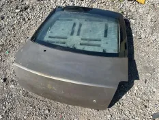 Дверь багажника Kia Shuma