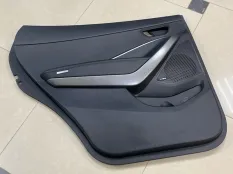 Обшивка двери задняя левая Hyundai Grand Santa Fe