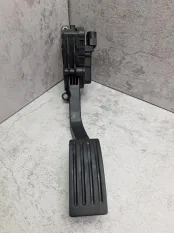 Педаль газа Ford Focus
