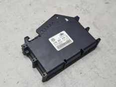 Блок электронный Volkswagen Passat