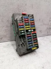 Блок предохранителей салонный Peugeot 806