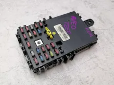 Блок предохранителей салонный Chevrolet Aveo