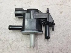 Клапан электромагнитный Toyota Camry