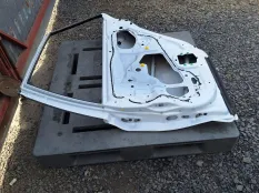 Дверь Toyota Camry