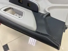 Обшивки дверей комплект Toyota Camry