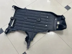 Защита днища кузова Toyota Camry