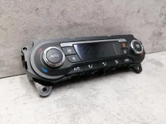Блок управления климатом Ford Focus