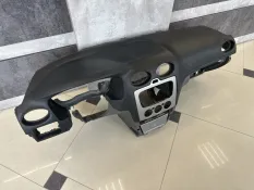 Парприз (торпедо) Ford Focus