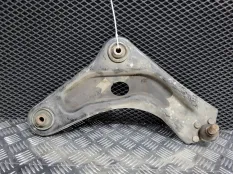 Рычаг подвески нижний Peugeot 207 3d