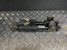 Амортизатор подвески Opel Zafira B