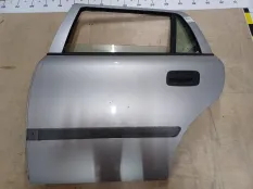 Дверь в сборе Opel Astra