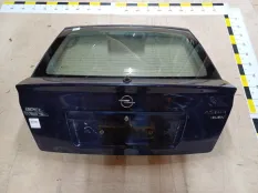 Крышка багажника Opel Astra