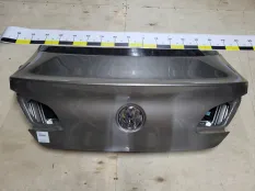 Крышка багажника Volkswagen Passat CC