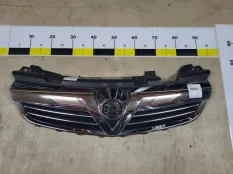 Решетка радиатора Opel Zafira B