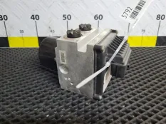 Блок ABS Volkswagen Passat