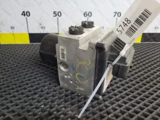 Блок ABS Volkswagen Passat