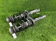 Амортизаторы передние Volkswagen Golf