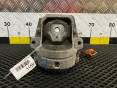 Подушка двигателя Audi A4
