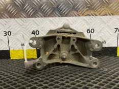 Подушка двигателя Audi A4