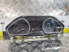 Щиток приборов Peugeot 2008
