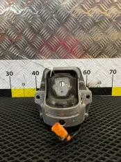 Подушка двигателя Audi A4