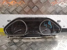 Щиток приборов Peugeot 2008