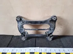 Подрамник Audi A8