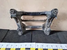 Подрамник Audi A8