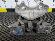 Подушка двигателя Opel Meriva A