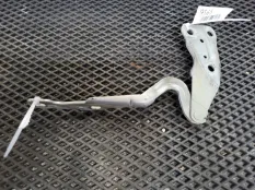 Петля капота Opel Astra