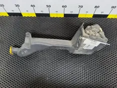 Бачок омывателя Opel Astra