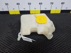 Бачок омывателя Opel Astra F