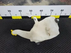 Бачок омывателя Opel Meriva A