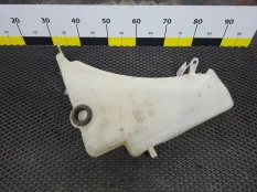 Бачок омывателя Audi A4