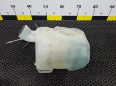 Бачок омывателя Peugeot 207