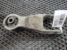 Подушка двигателя Opel Corsa