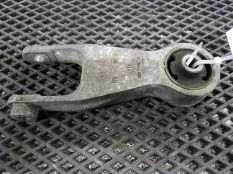 Подушка двигателя Opel Corsa