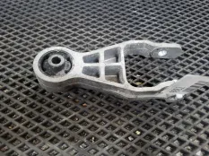 Подушка двигателя Opel Corsa