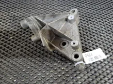 Кронштейн двигателя Opel Vectra B