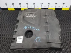 Крышка двигателя декоративная Audi A4