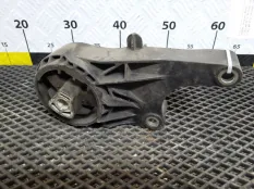 Подушка двигателя Opel Astra J